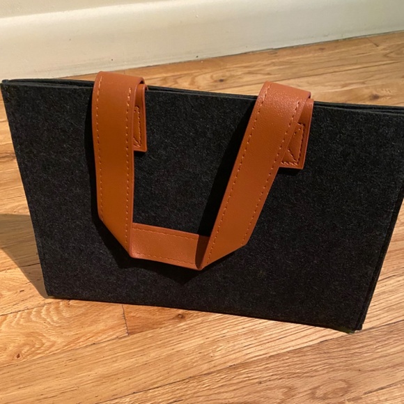 Brand New Felt handbag - Picture 5 of 10